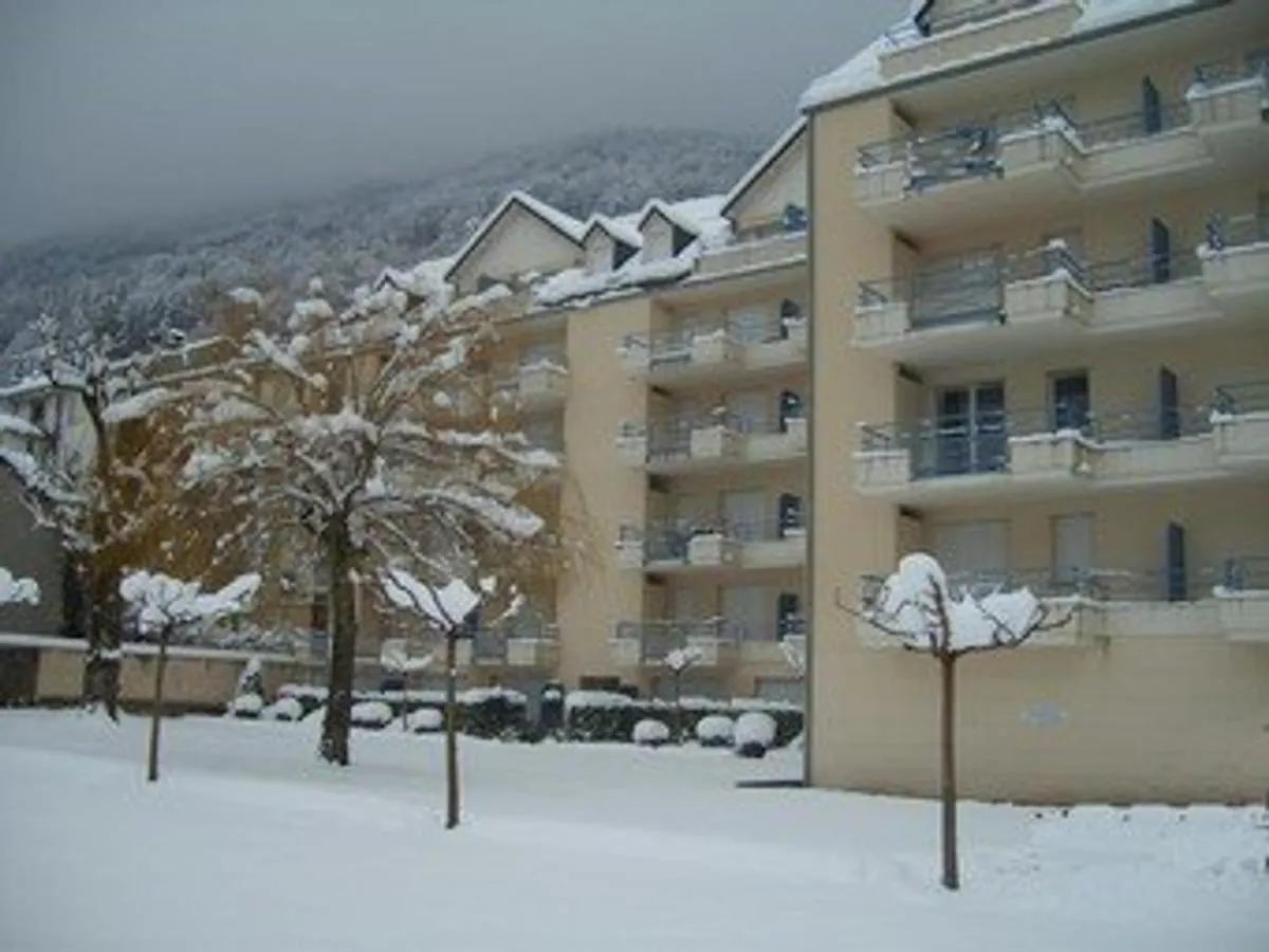 Proche Thermes - T2 Cabine Avec Balcon, Parking Et Wifi - Animaux Admis - Fr-1-313-170 Bagneres-de-Luchon